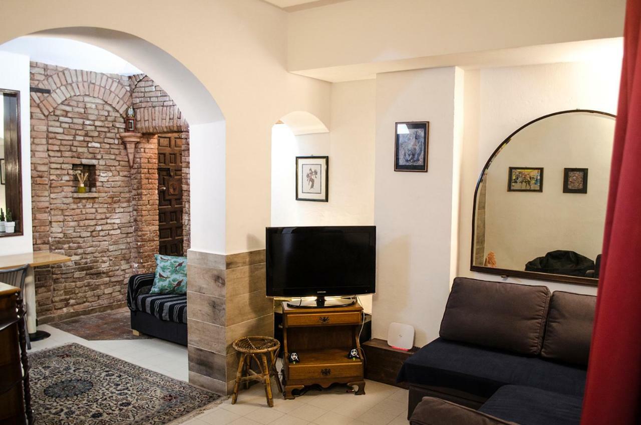 Medieval Central Apartment Болонья Экстерьер фото